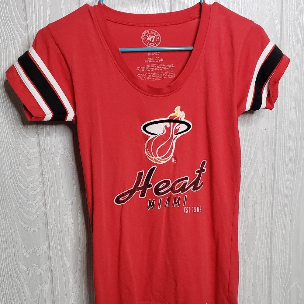 Womens Size Small T Shirt Miami Heat